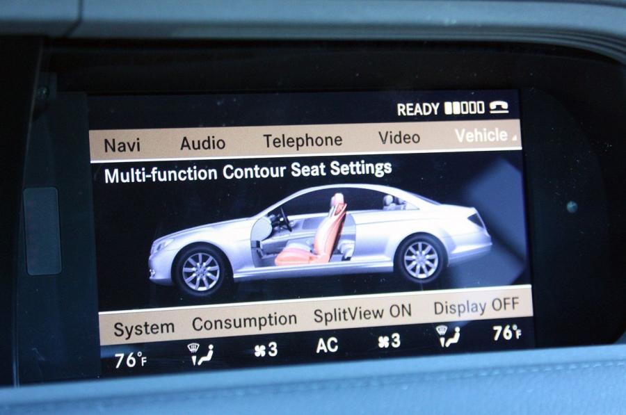  Mercedes-Benz CL550 4Matic 2011 года  (фото 15 из 40)